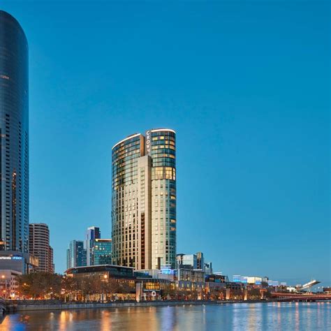 CROWN TOWERS MELBOURNE .